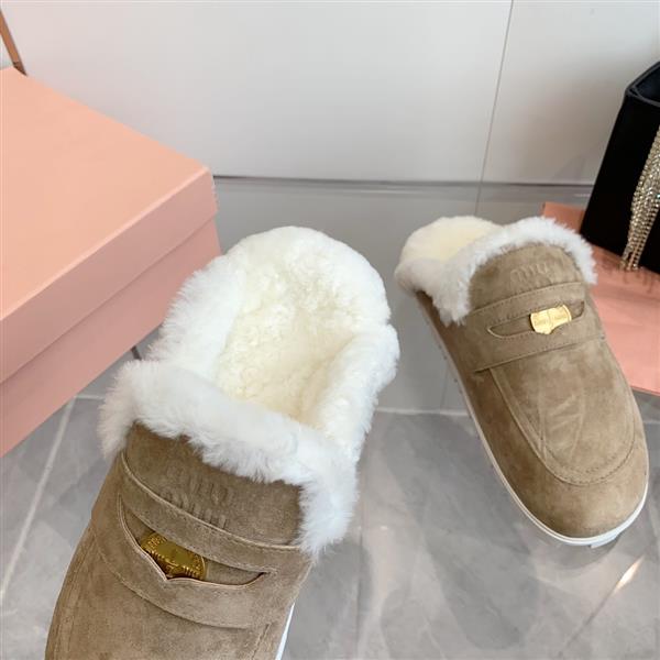 20243518944265 26023